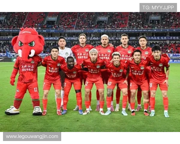 三箭齐发！河南 3-2 逆转成都，阿奇姆彭头球制胜